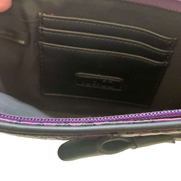 Nine & Co Woman's Wristlet Wallet Purple Alligator Skin With Black Leather Bow - Picture 4 of 9